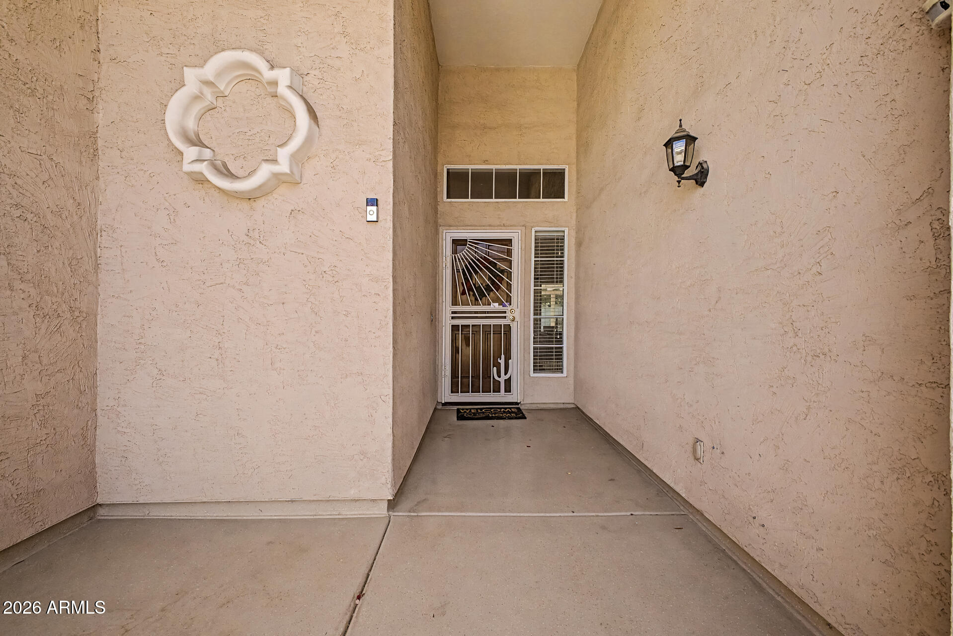 725 W BEVERLY Lane
