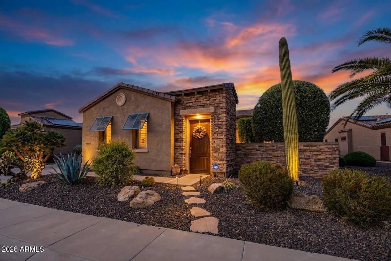 13036 W FETLOCK Trail