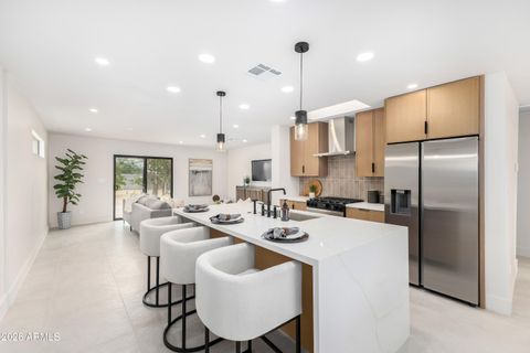 3247 E SHERIDAN Street Phoenix AZ 85008