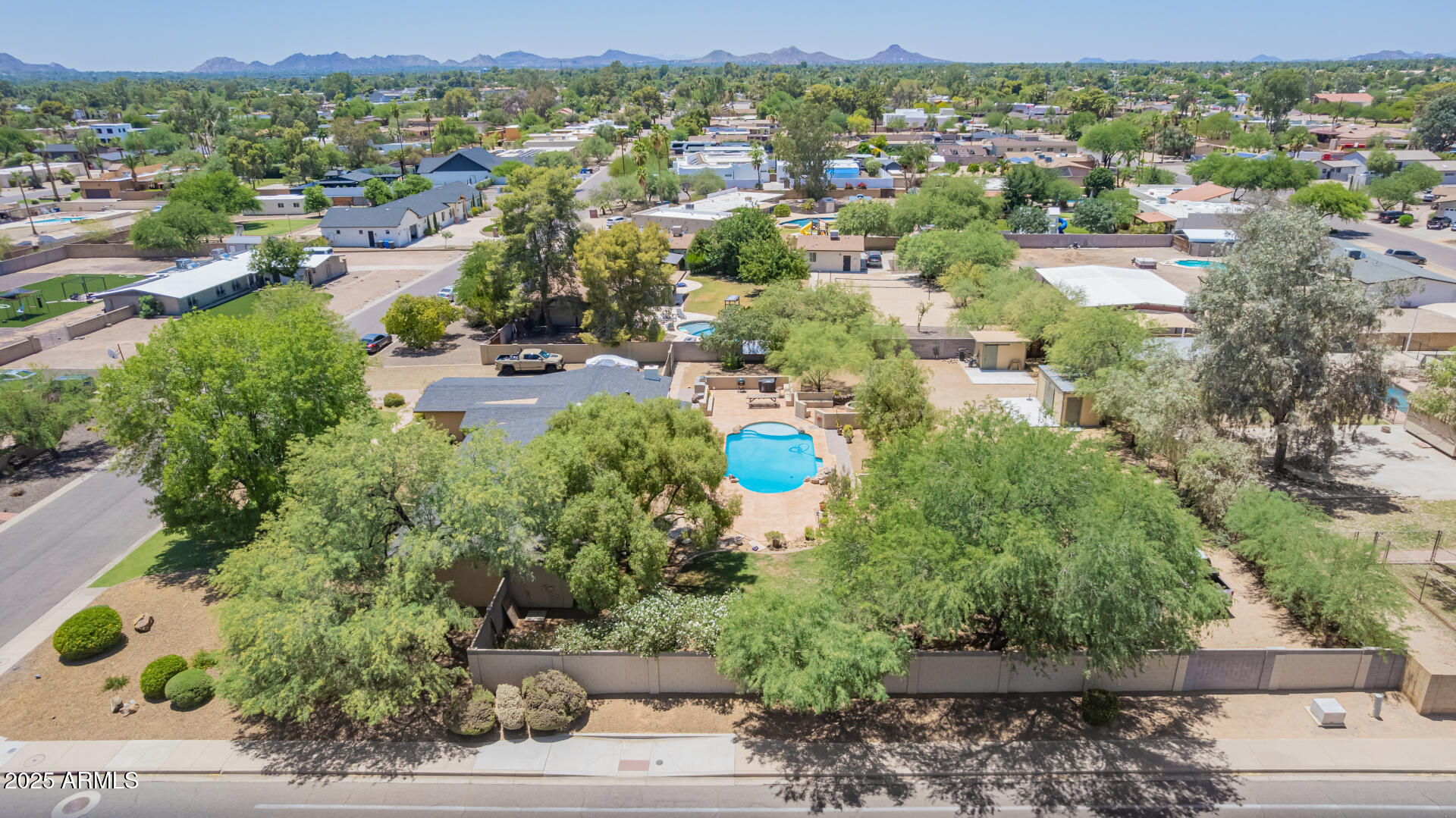 Homes 4 6330 E DELCOA Avenue