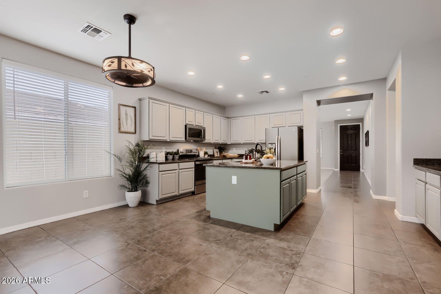 7135 W DESERT MIRAGE Drive