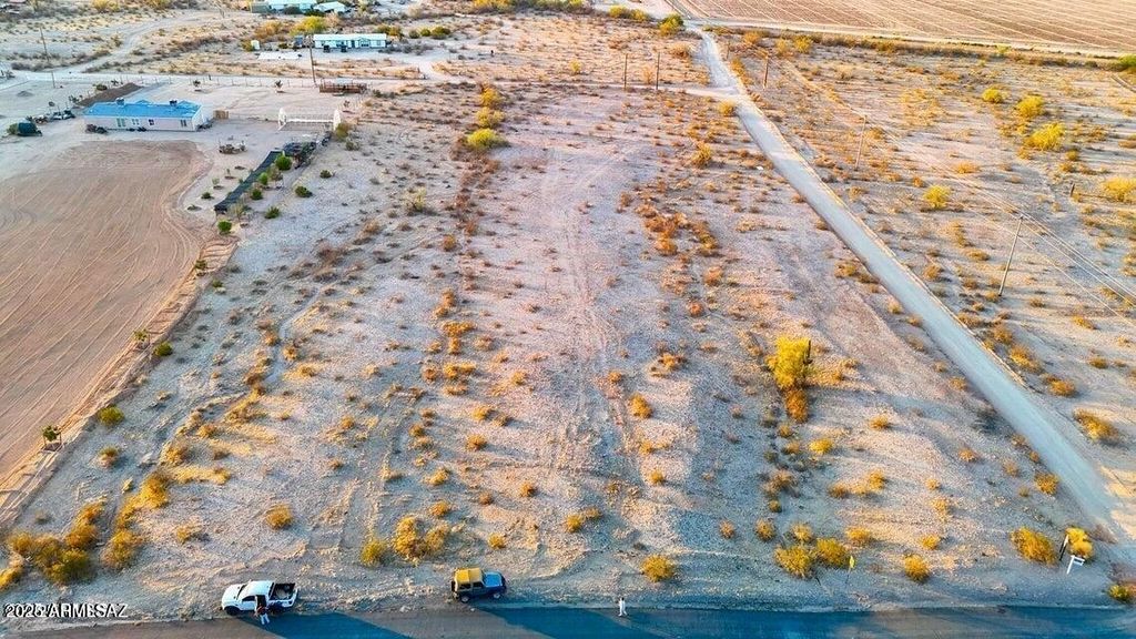 Photo of 0 N Warren Rd Lots #1 &amp; 2 2.5 Acre, Maricopa, AZ 85139 (MLS # 6918586)