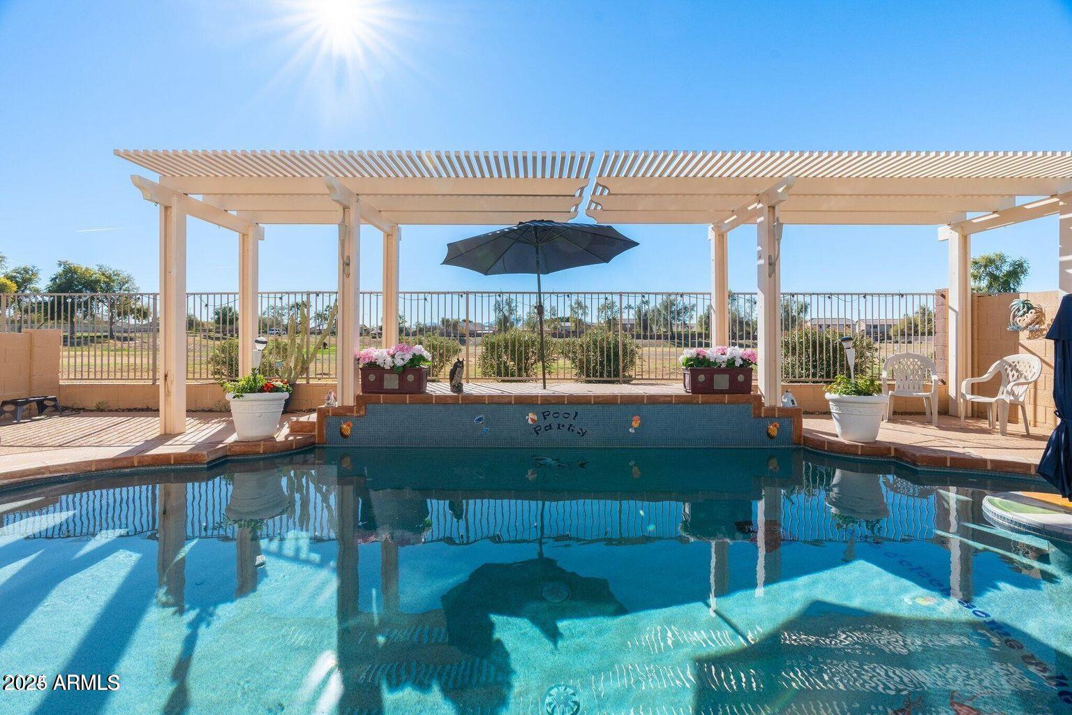 12829 W WHITTON Avenue