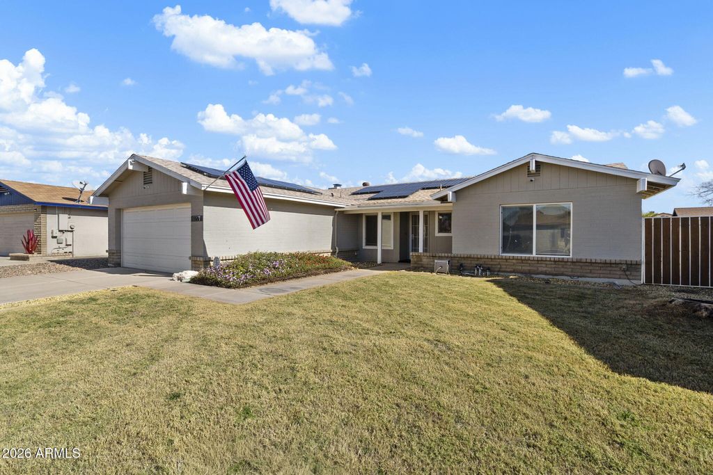 Photo of 11221 N 58th Avenue, Glendale, AZ 85304 (MLS # 6969970)