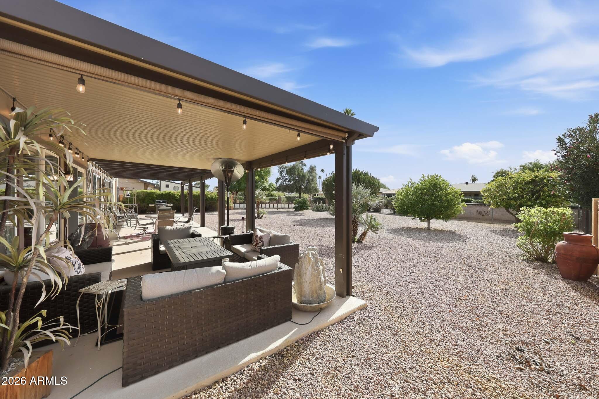 10625 W DESERT ROCK Drive