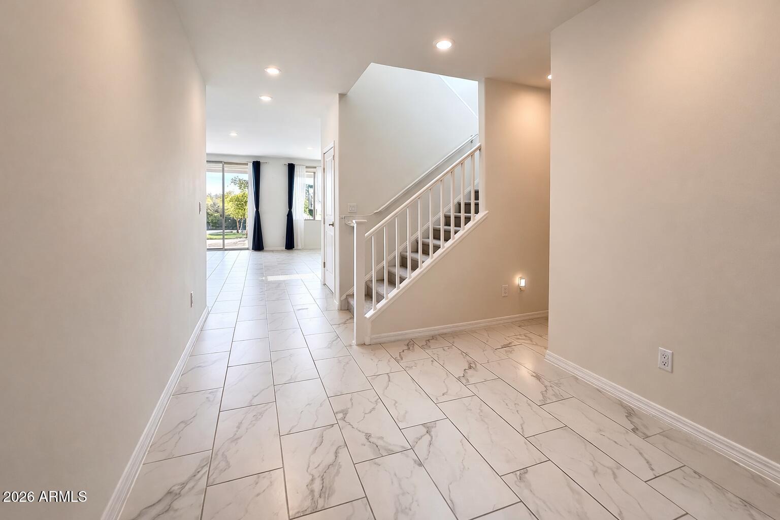 2439 W KOWALSKY Lane