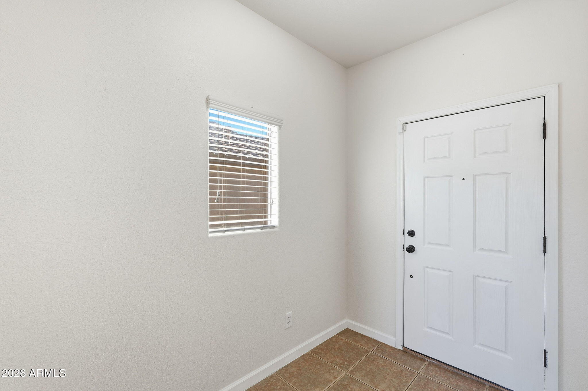 1093 ESTANCIA Drive