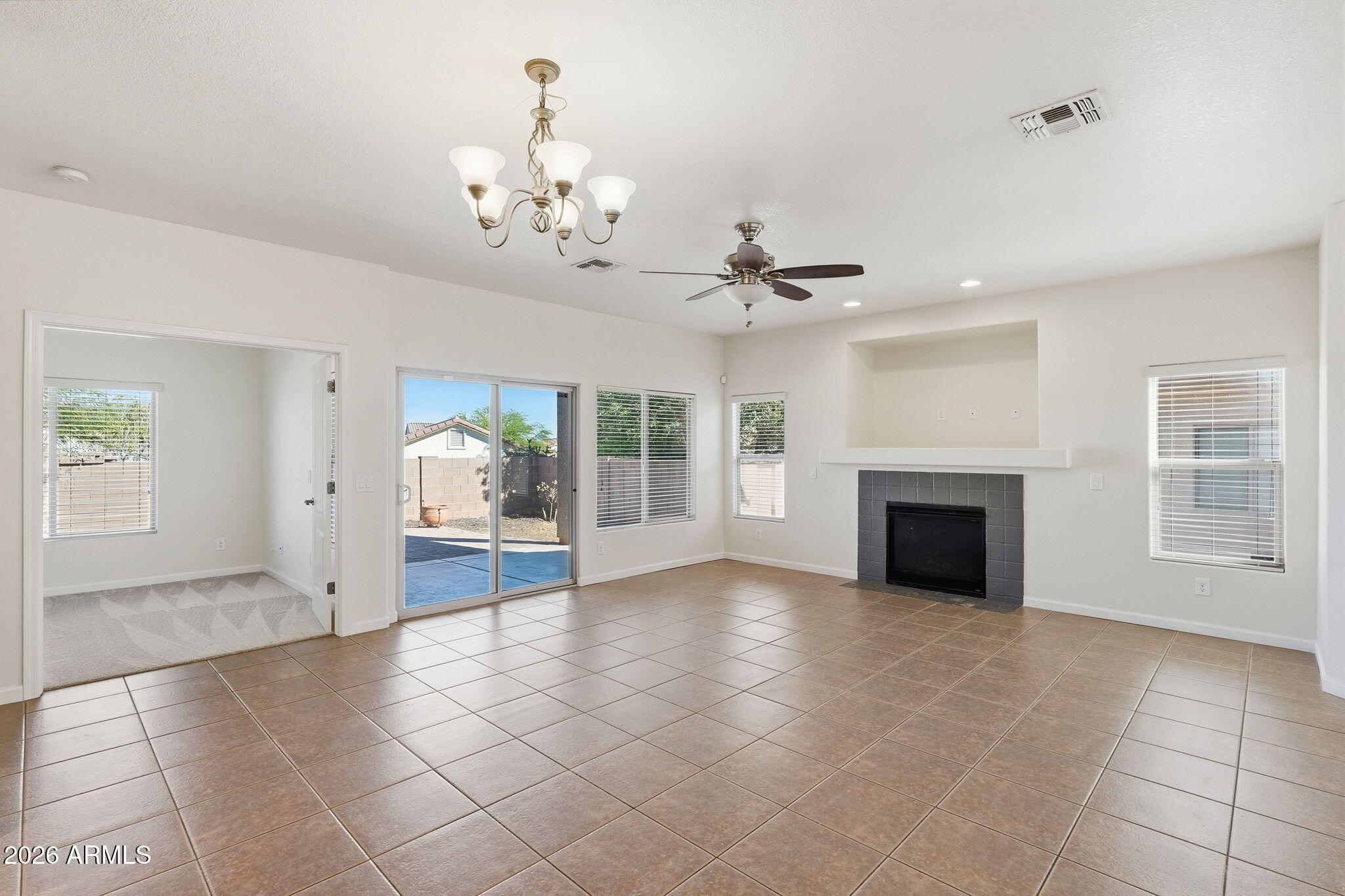1093 ESTANCIA Drive