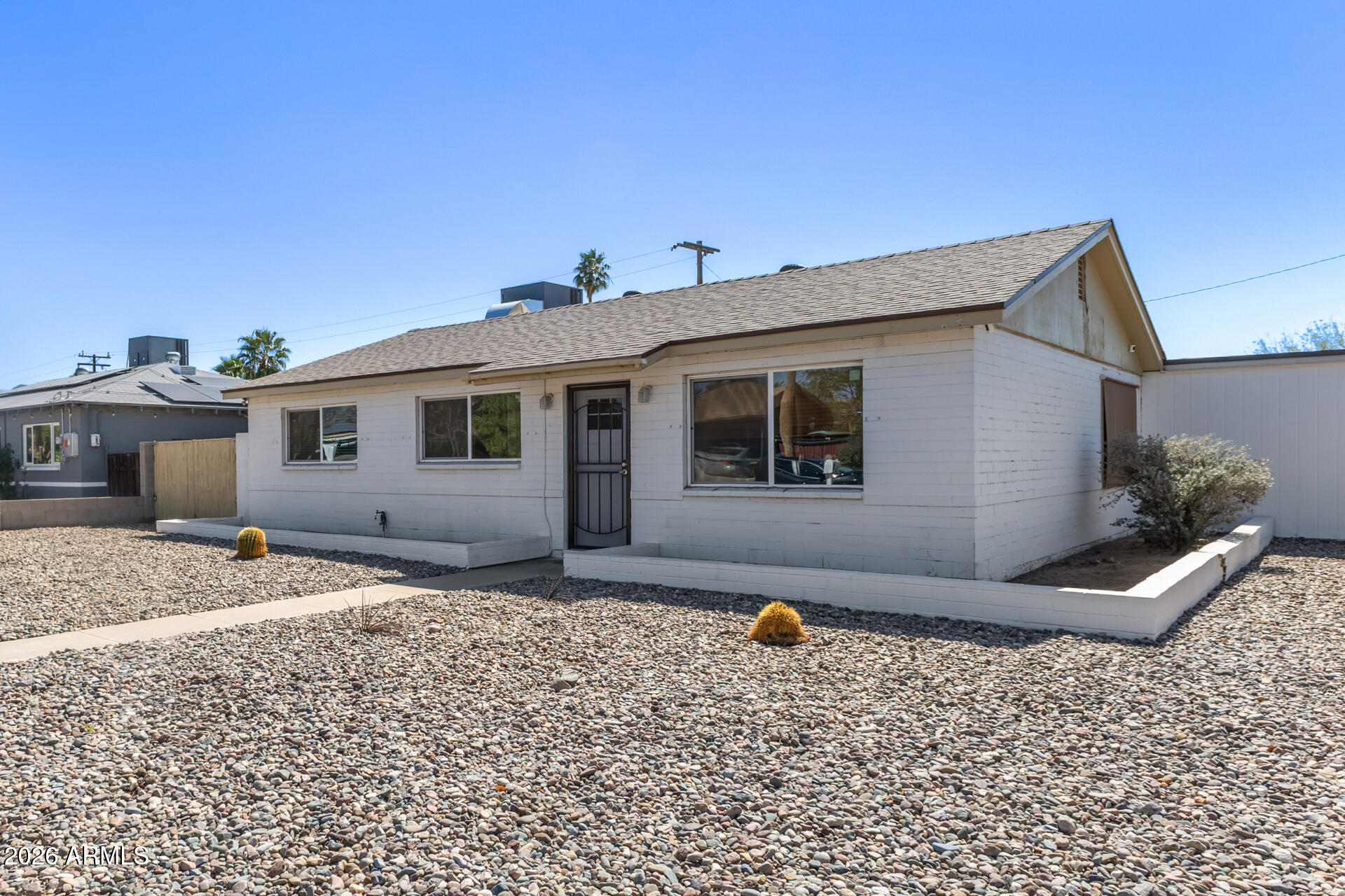 801 E RUTH Avenue
