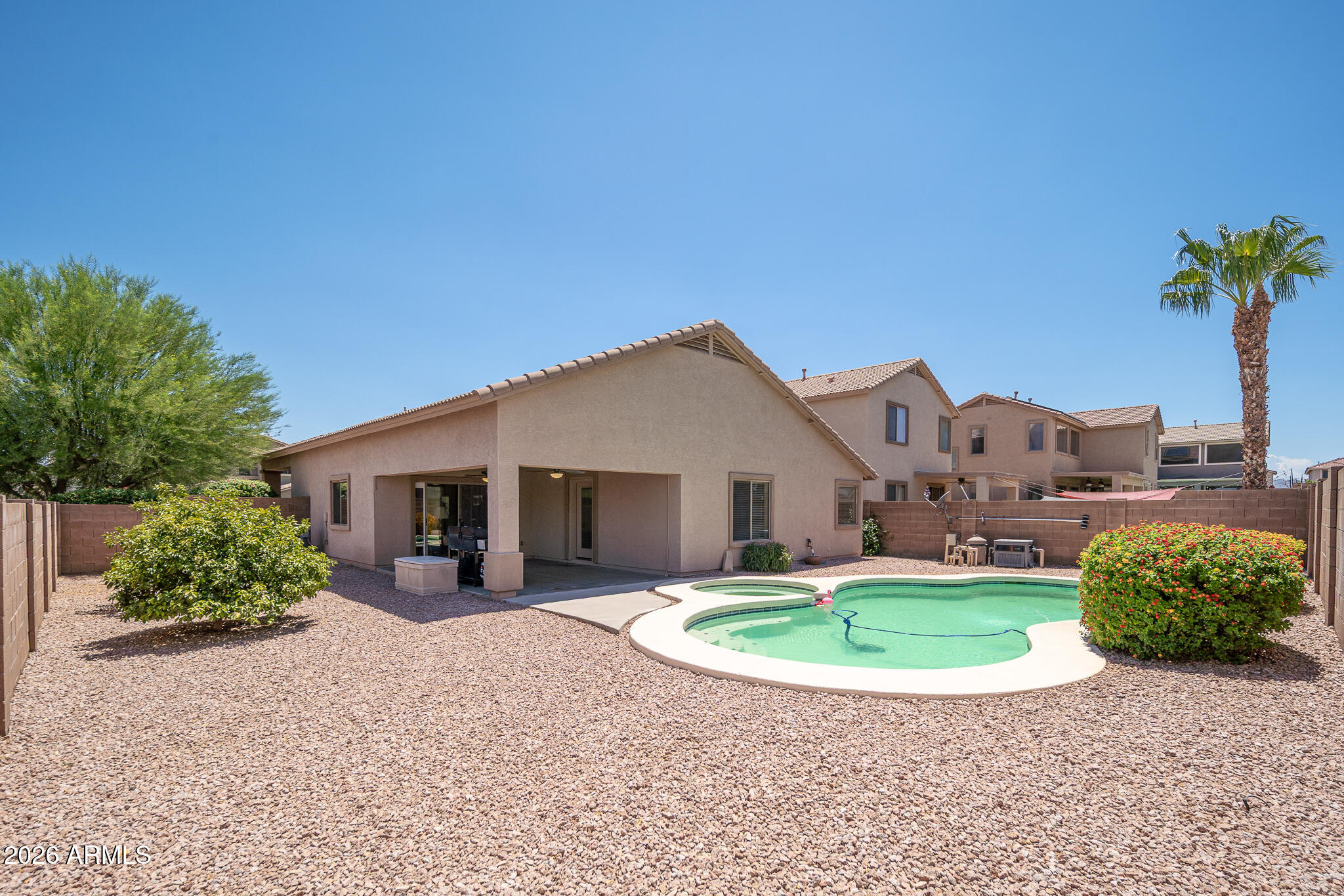 15032 W DESERT HILLS Drive