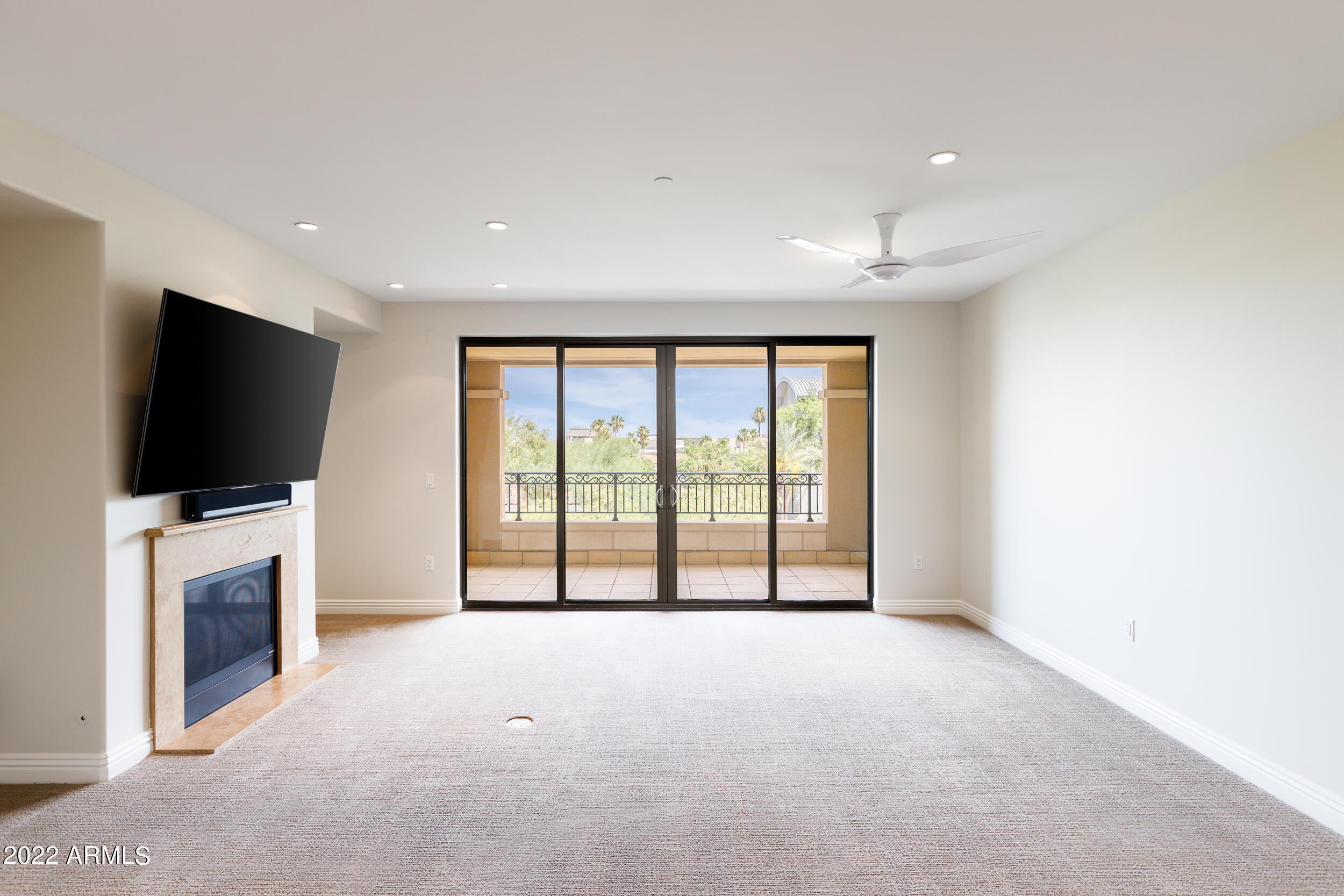 7175 E Camelback Road 307
