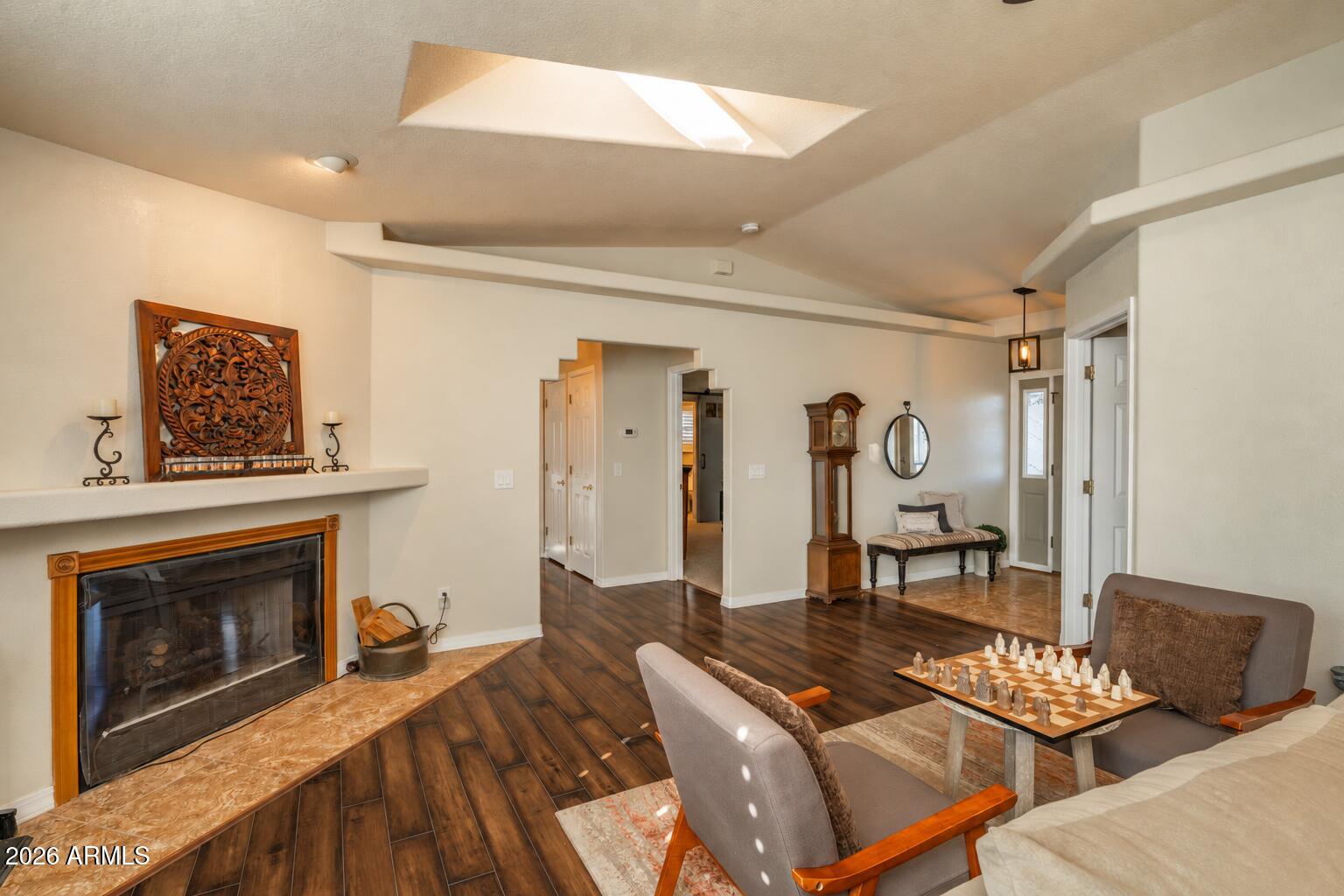 5009 ALAMITOS Court
