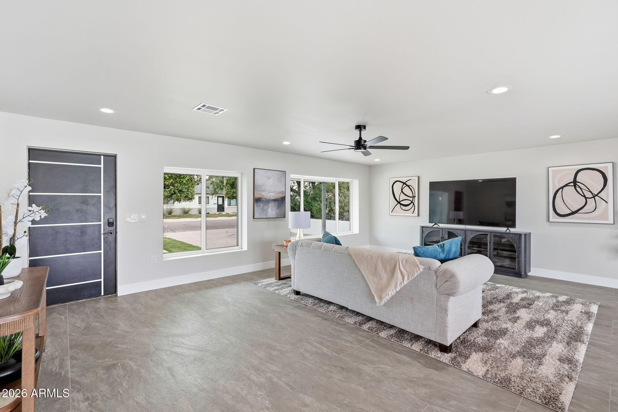7715 E VERDE Lane