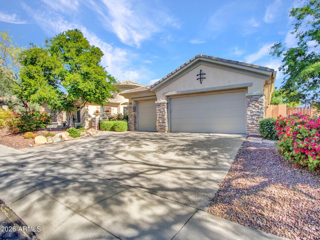 Photo of 41703 N Signal Hill Court, Anthem, AZ 85086 (MLS # 6980259)