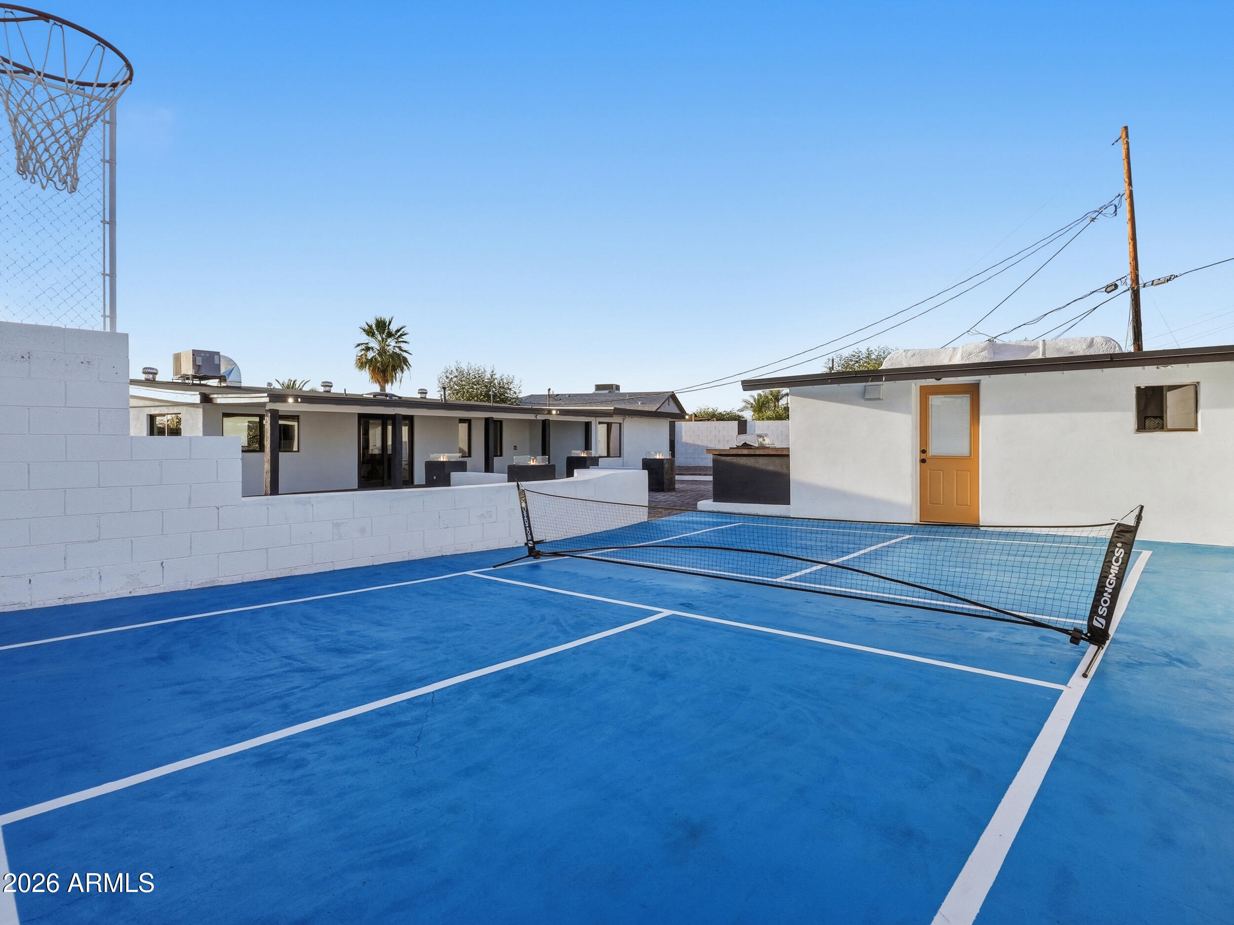 HACIENDA DEL CABALLERO - Residential