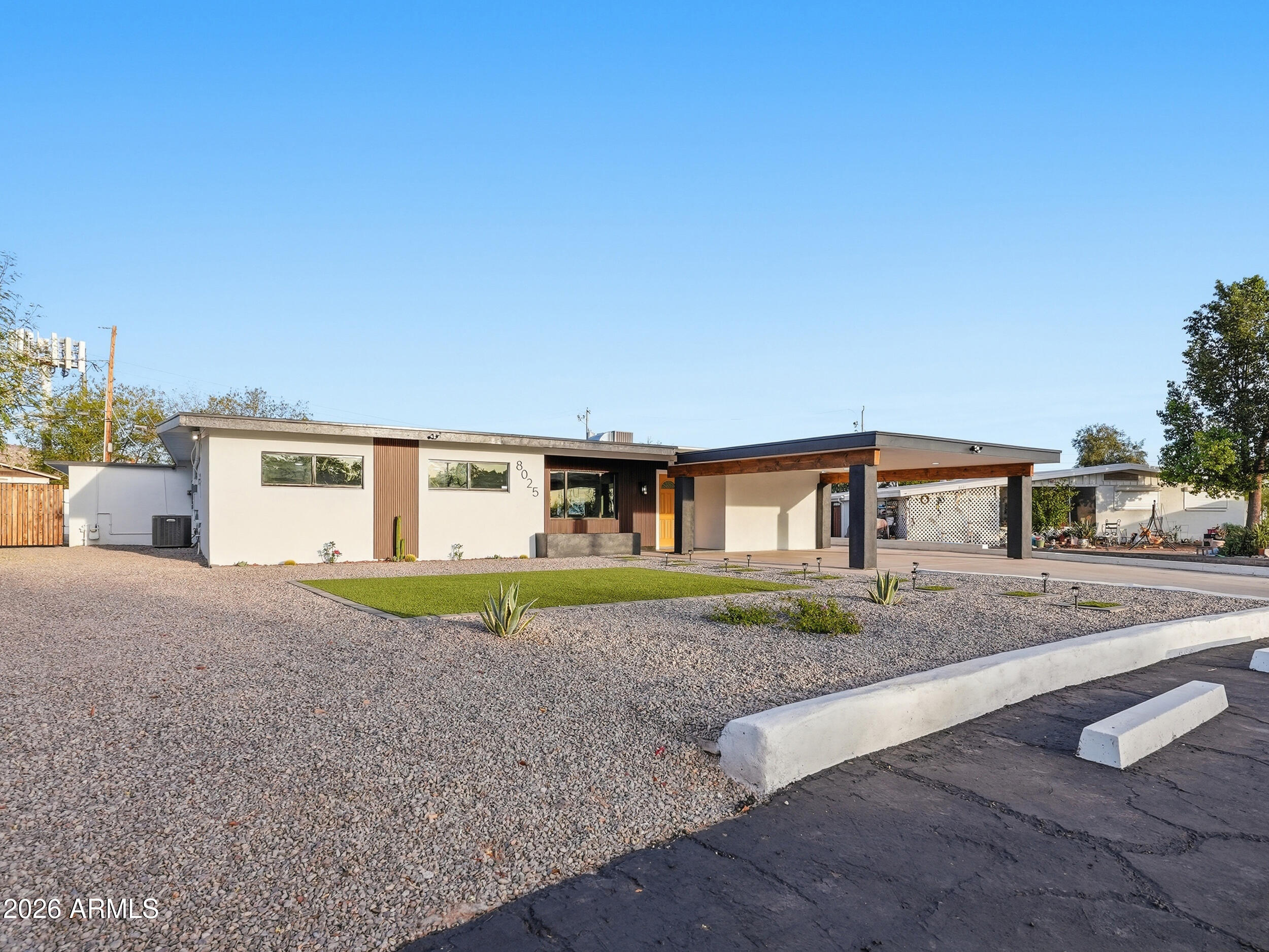 HACIENDA DEL CABALLERO - Residential