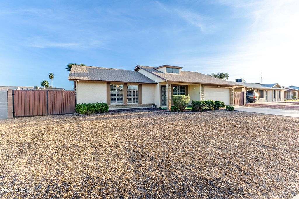 Photo of 10511 W Ruth Avenue, Peoria, AZ 85345 (MLS # 6999712)