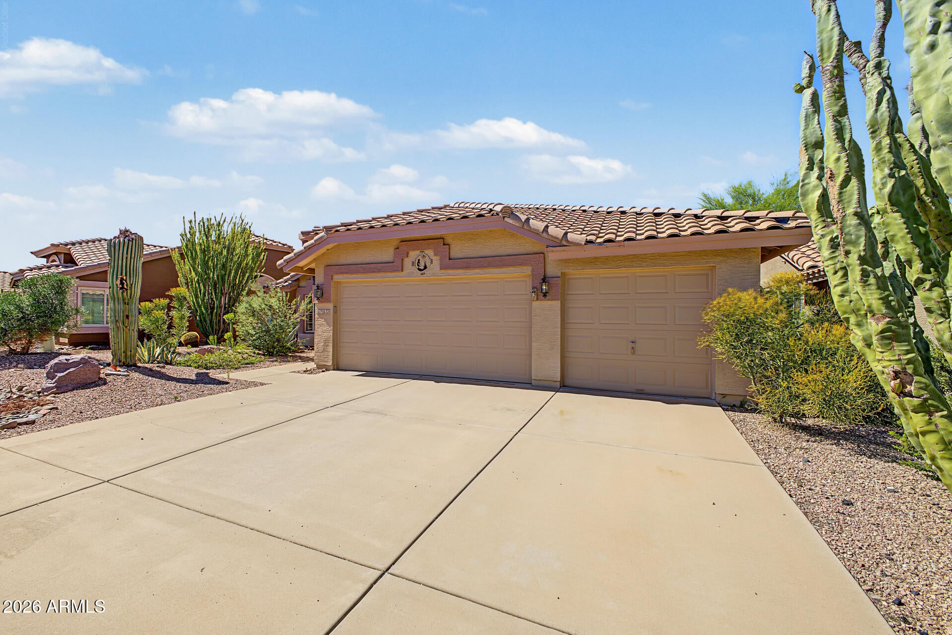 5762 S FEATHER BUSH Drive