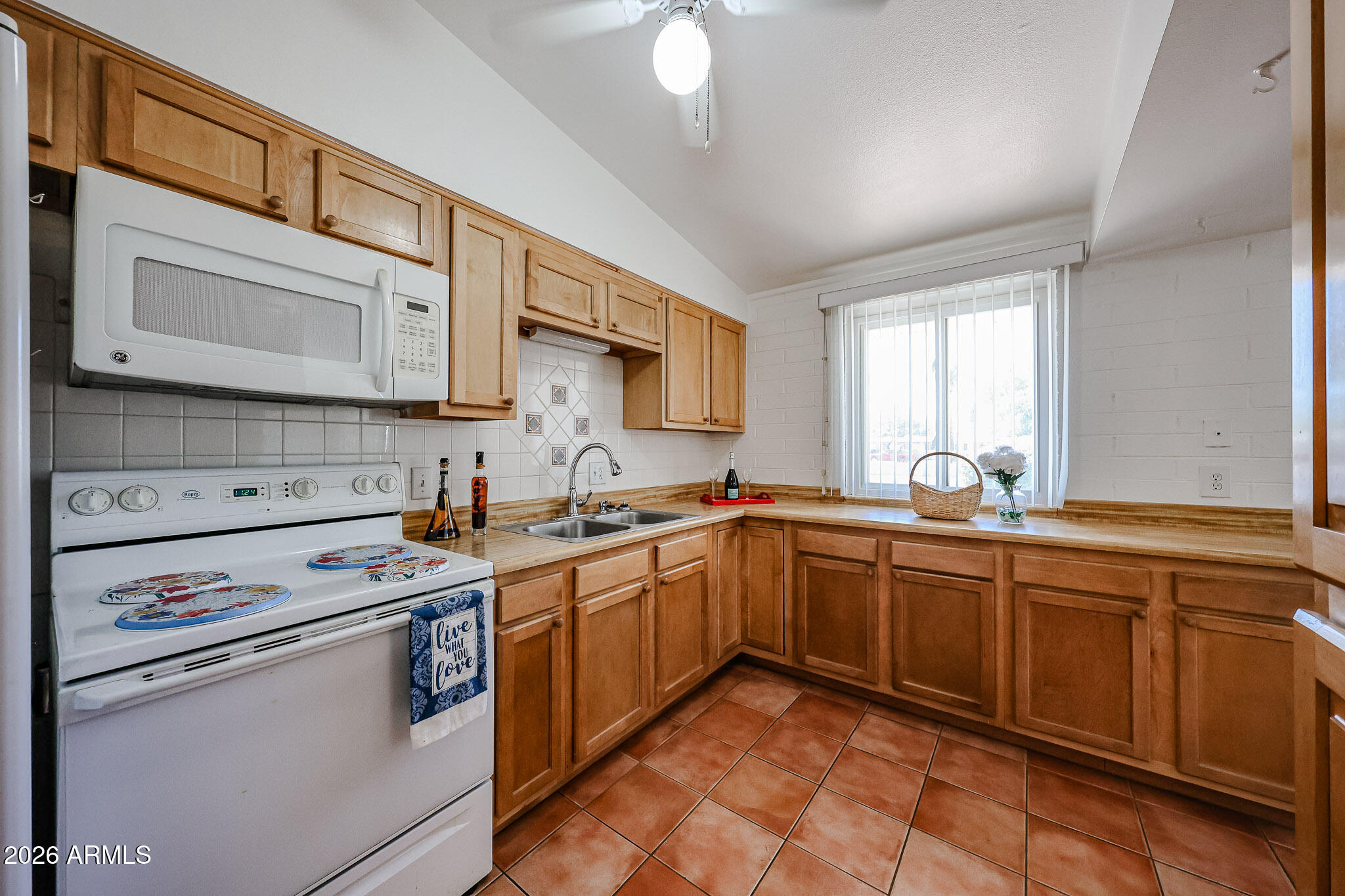 10506 W OAKMONT Drive