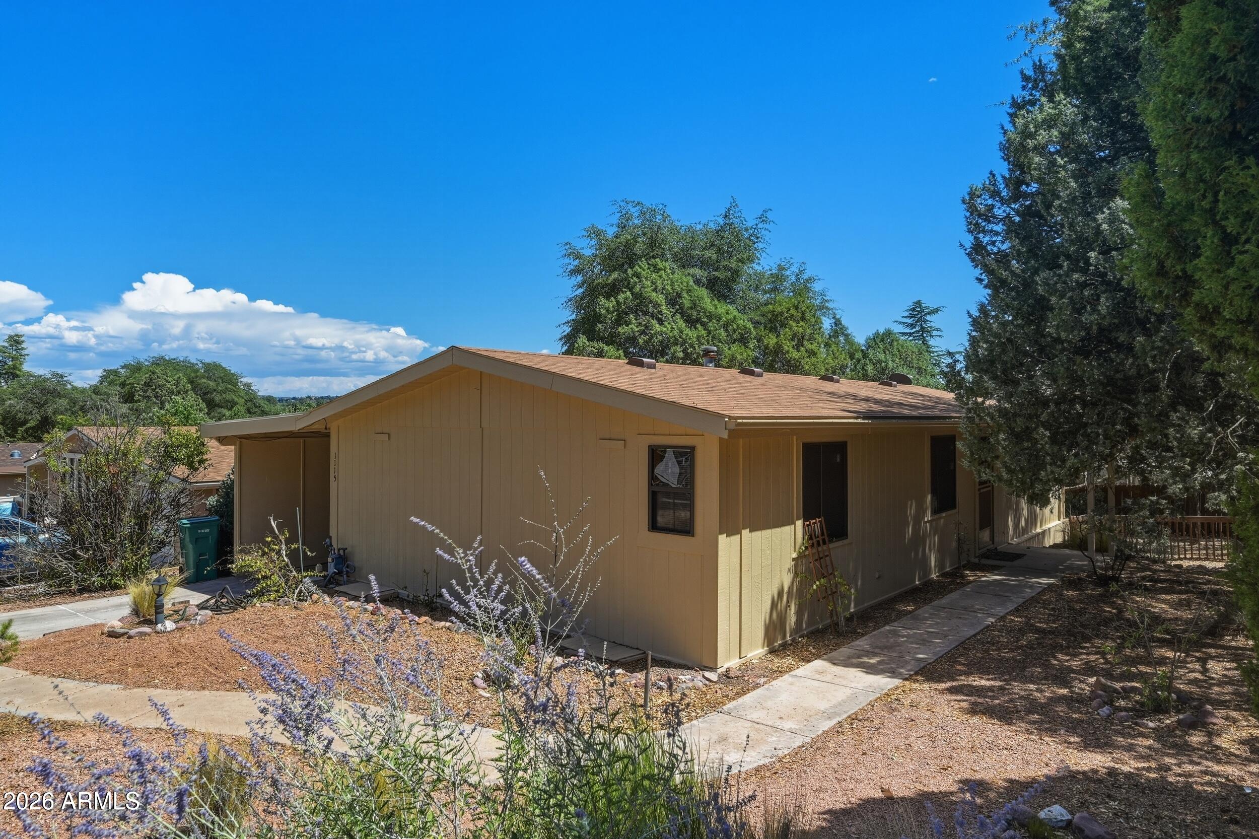 1115 W DRIFTWOOD Drive