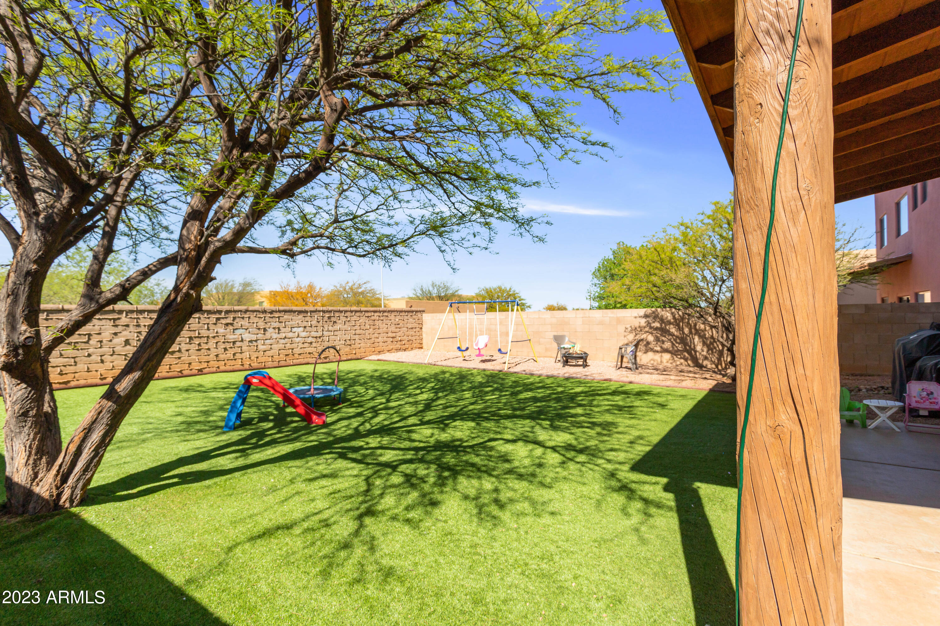 THE LEGENDS AT VALIENTE - Residential