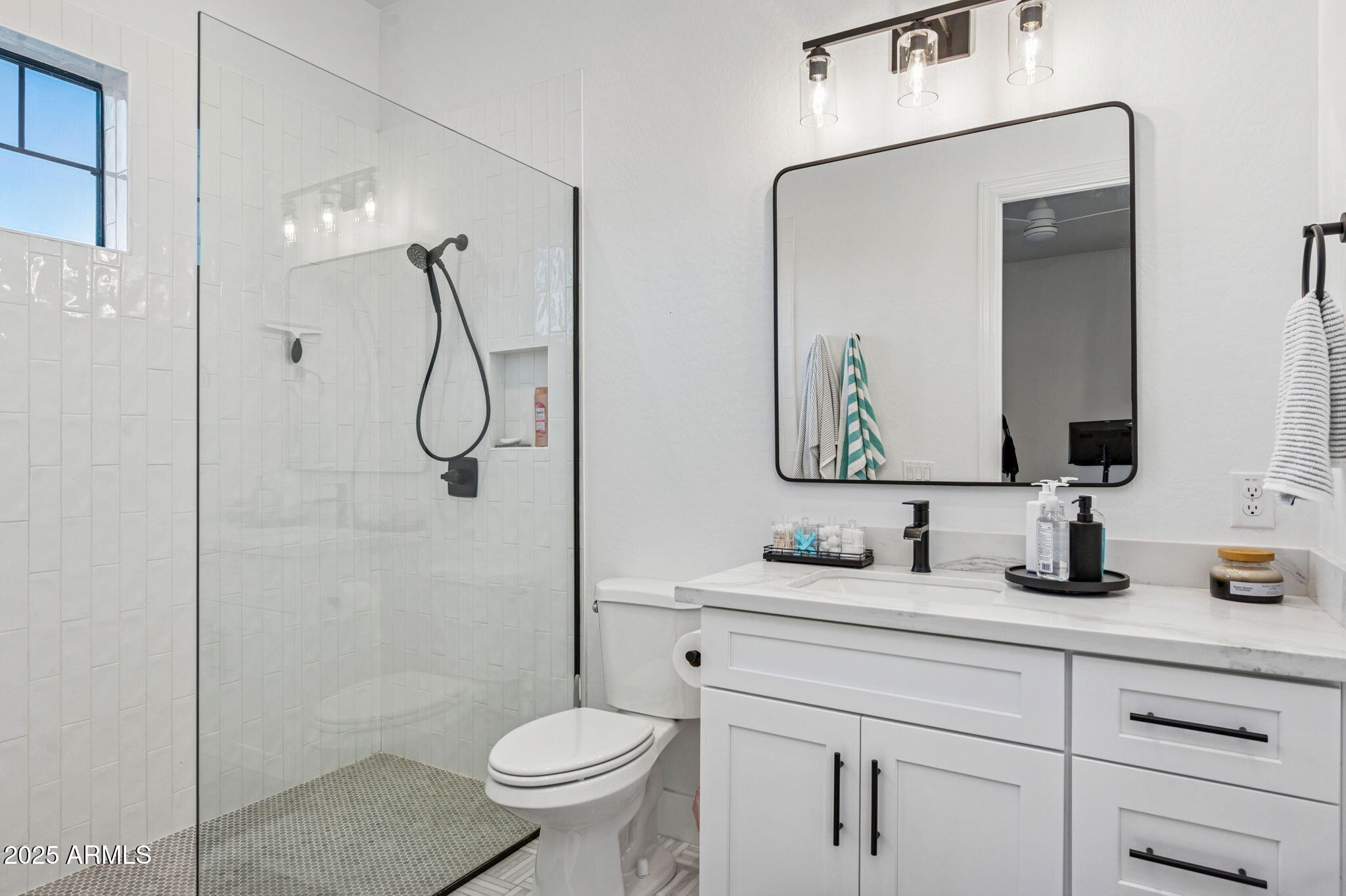 ESTATES AT HERMOSA RANCH - Residential