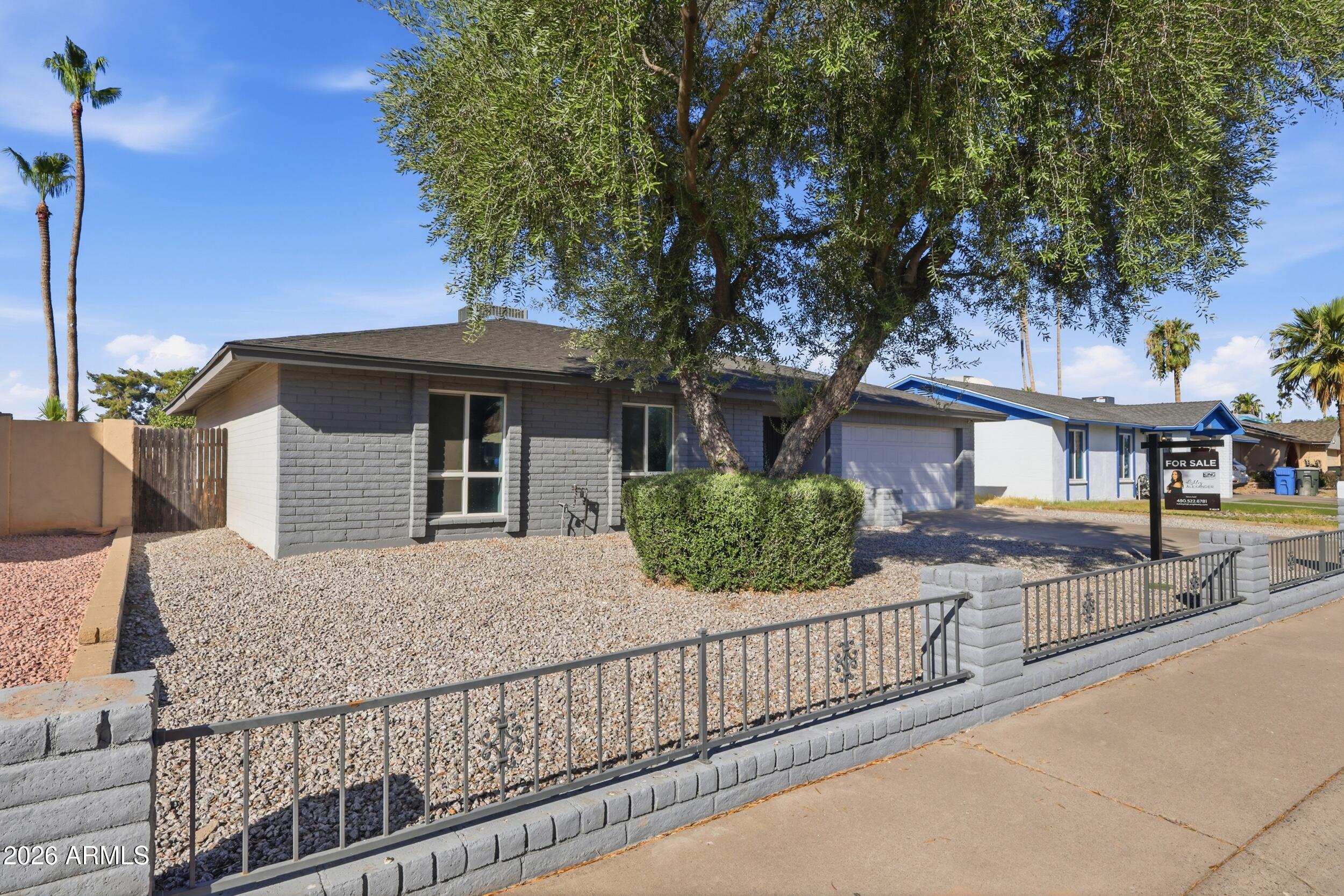 3531 E Campo Bello Drive