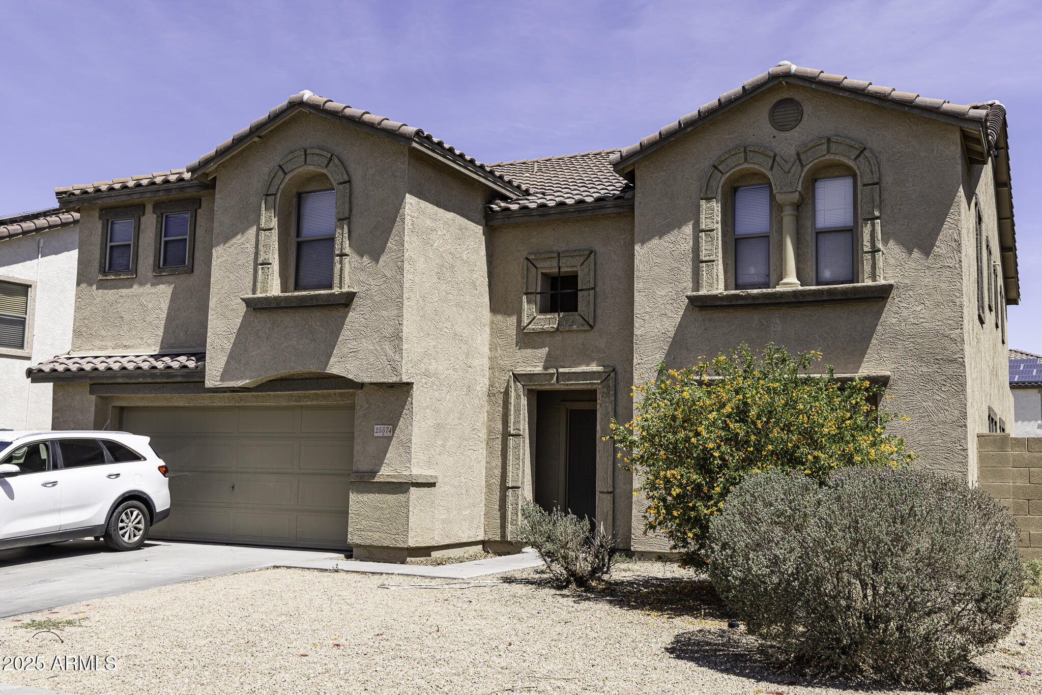 25574 W LYNNE Lane