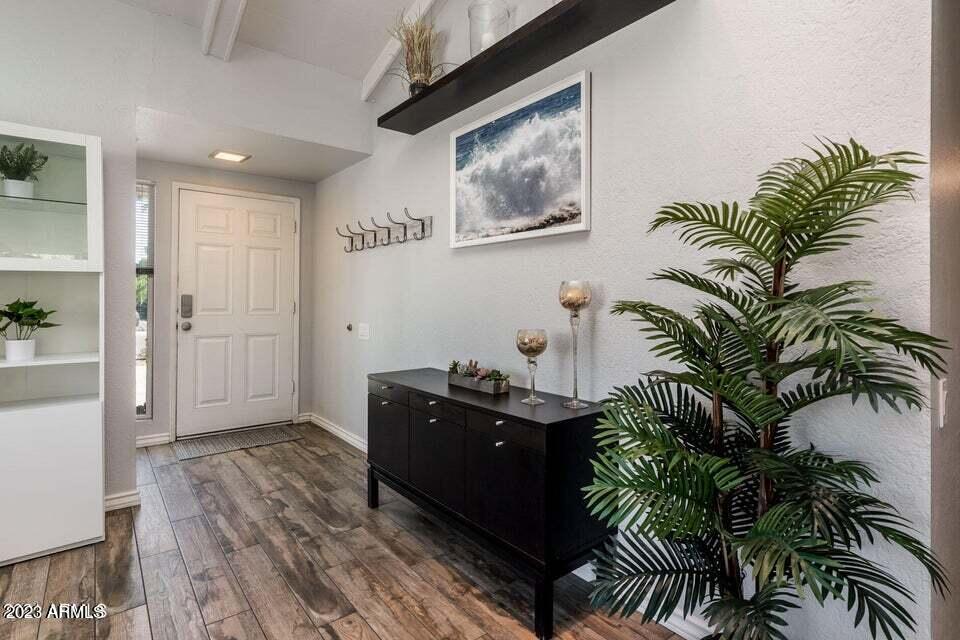 7526 N VIA DE LA CAMPANA A --