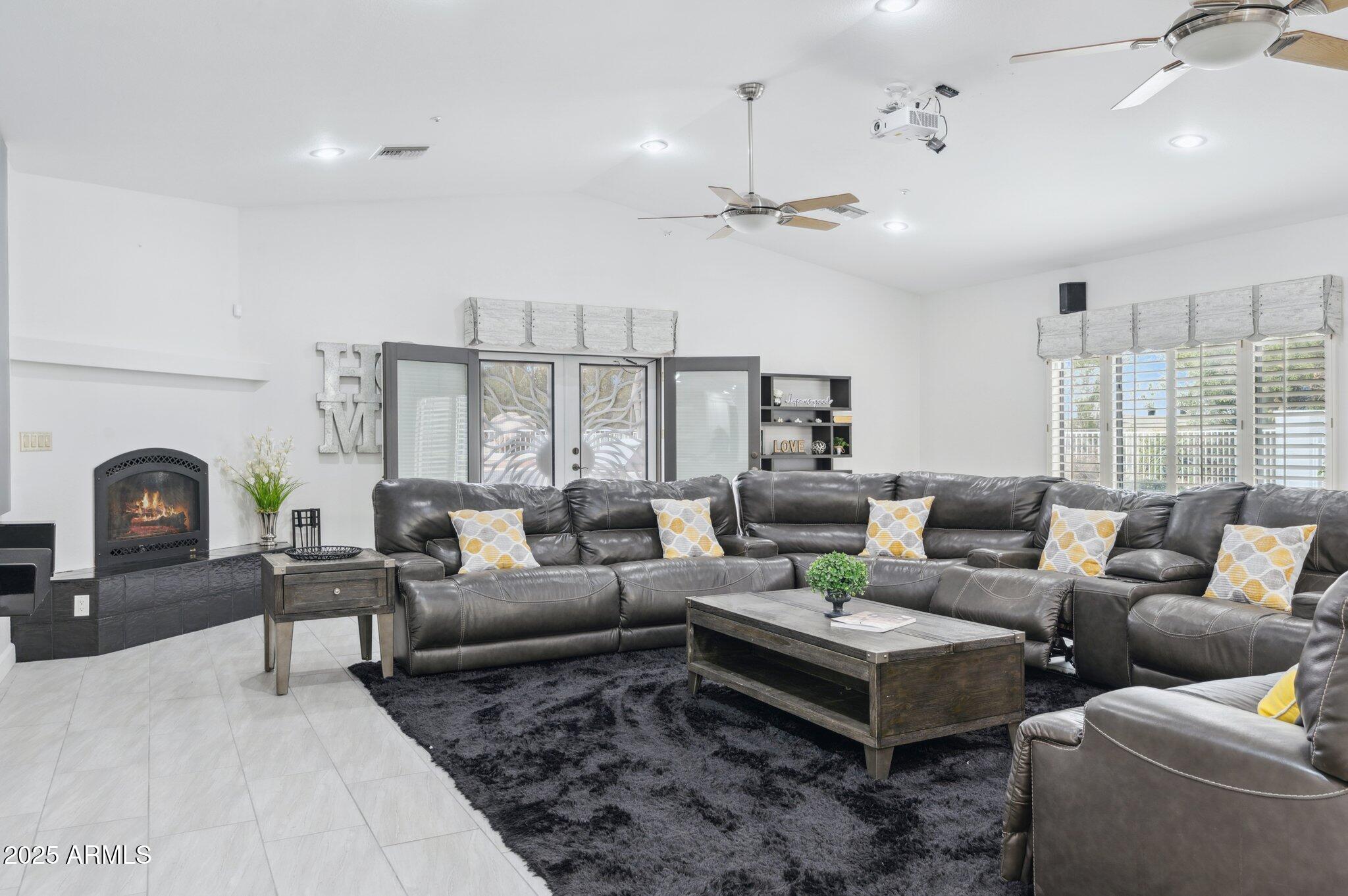 12210 N 76TH Place