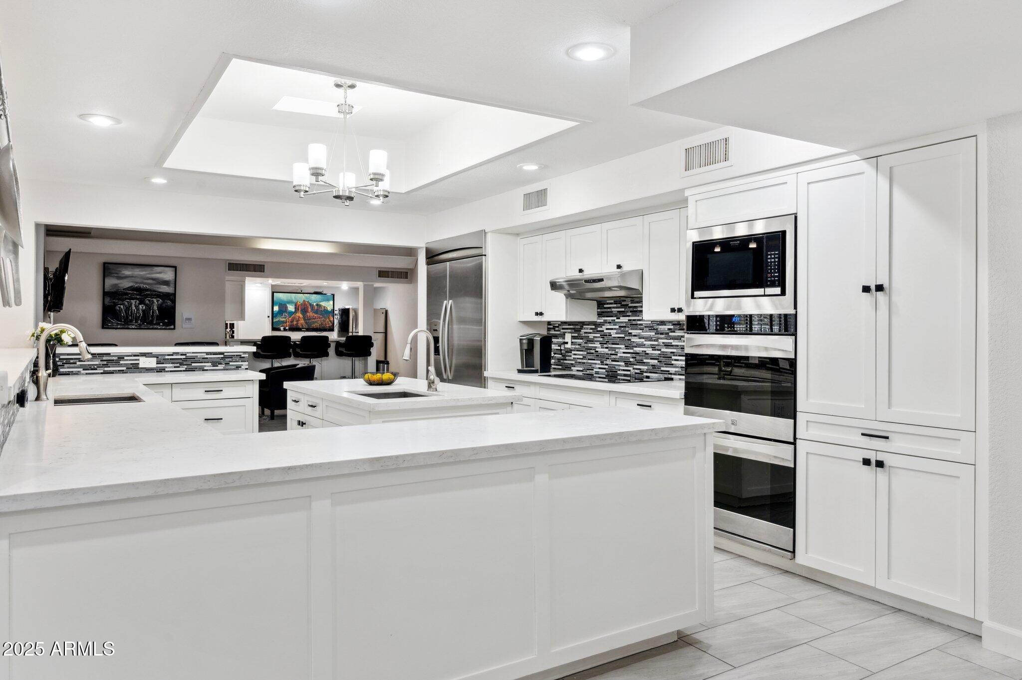 12210 N 76TH Place
