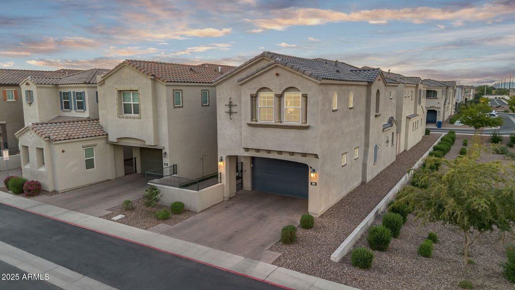 Photo of 280 E Aster Drive, Chandler, AZ 85286 (MLS # 6931072)