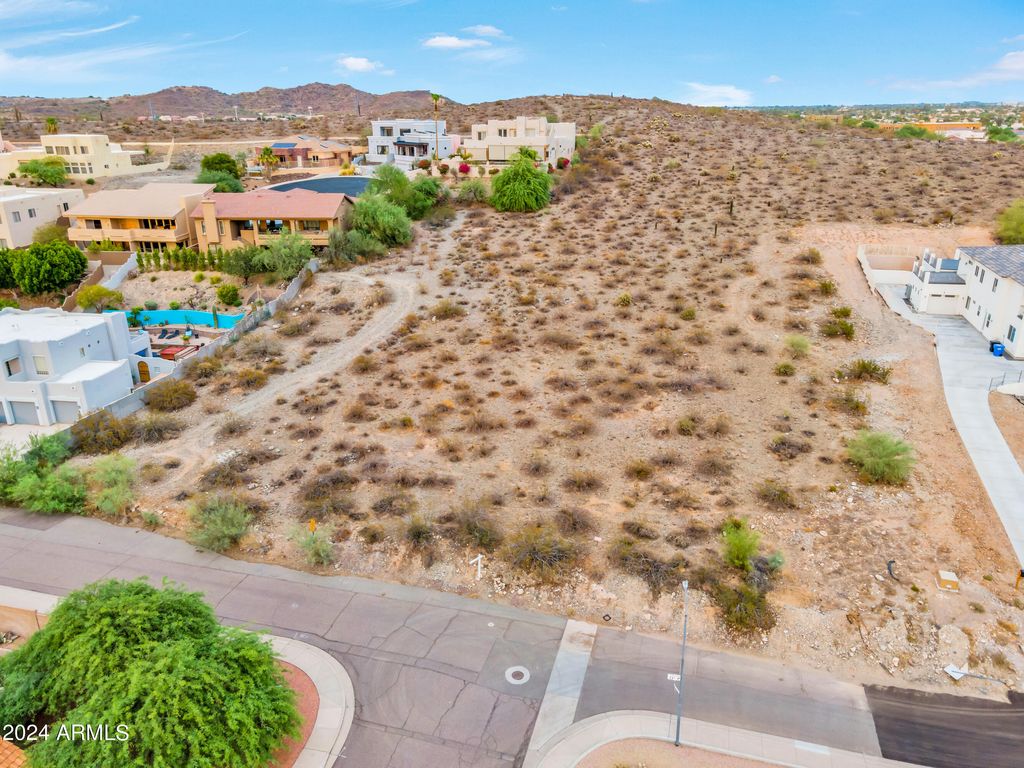 Photo of 18249 N 13th Place #1 &amp; 2, Phoenix, AZ 85022 (MLS # 6869941)