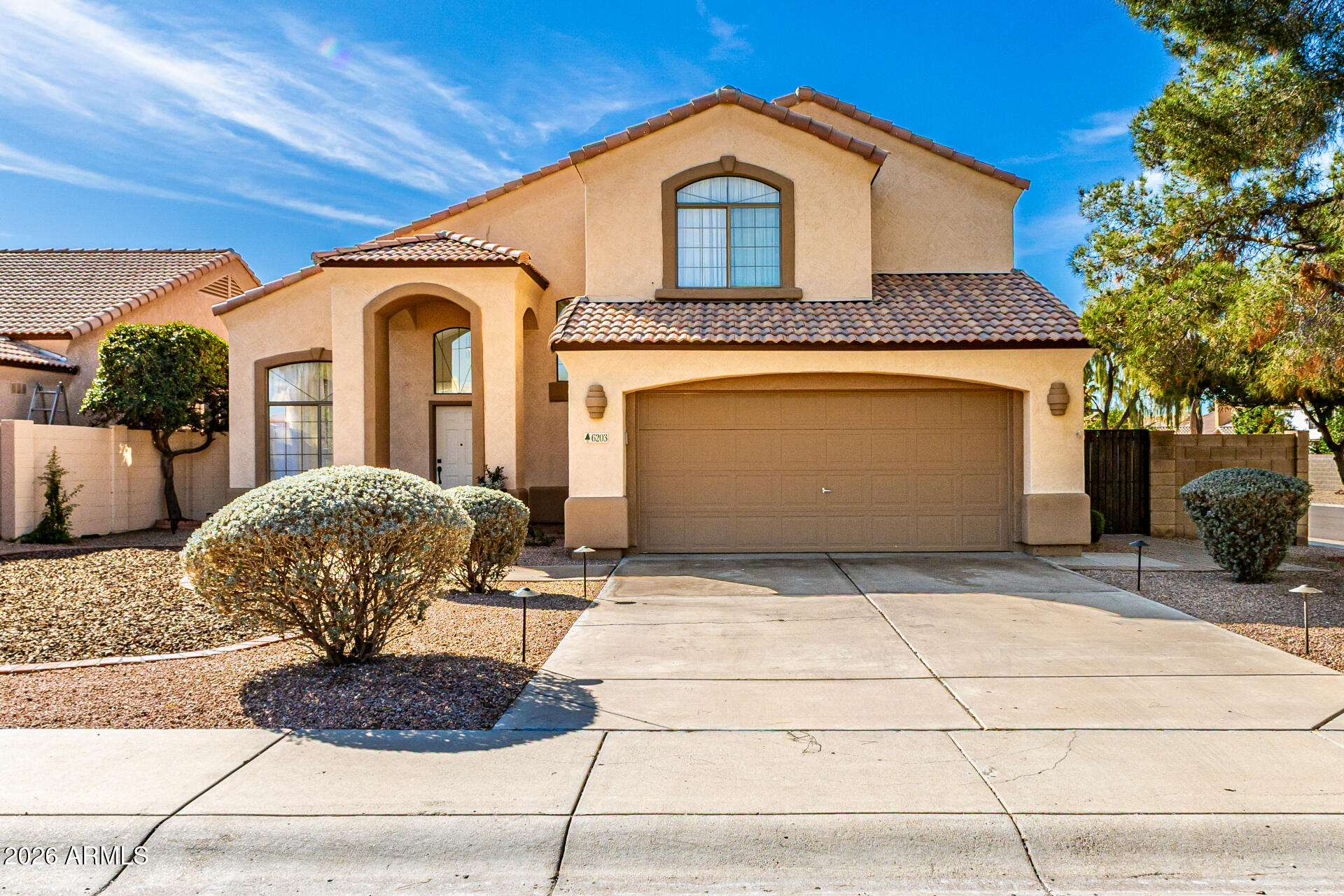 6203 E JUNIPER Avenue