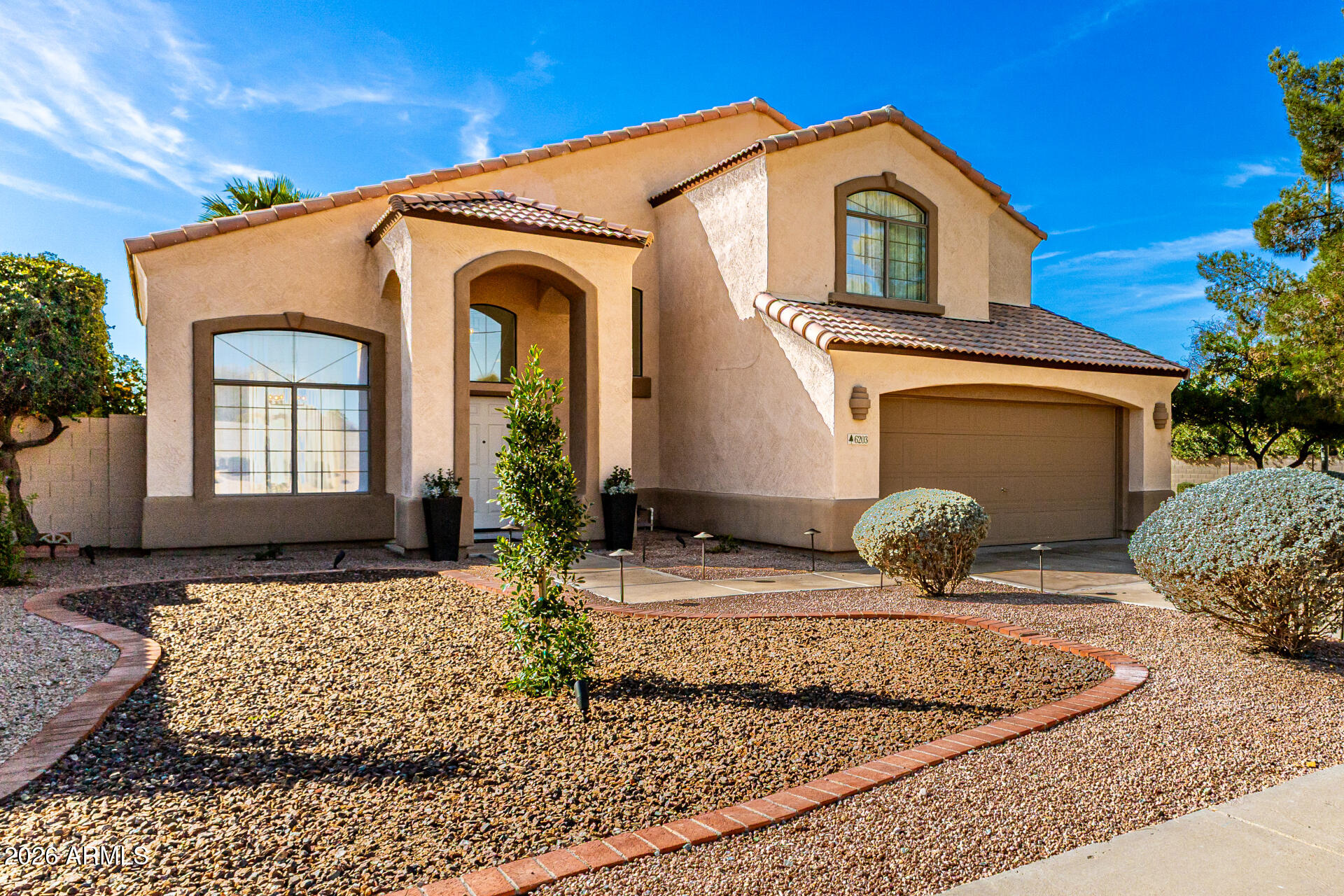 6203 E JUNIPER Avenue