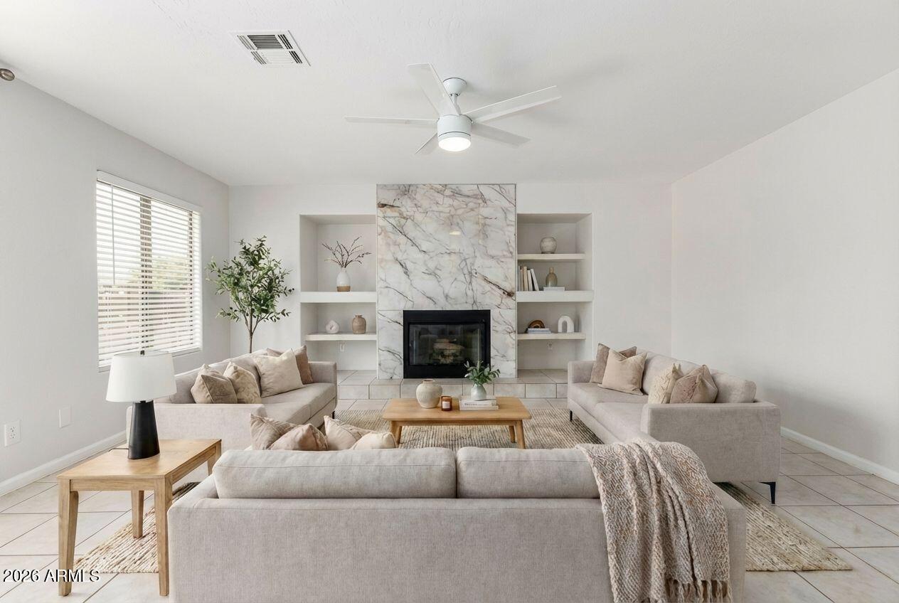 6203 E JUNIPER Avenue