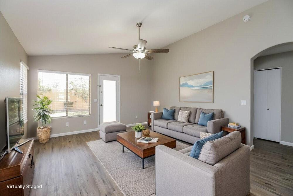 2267 E Arabian Drive