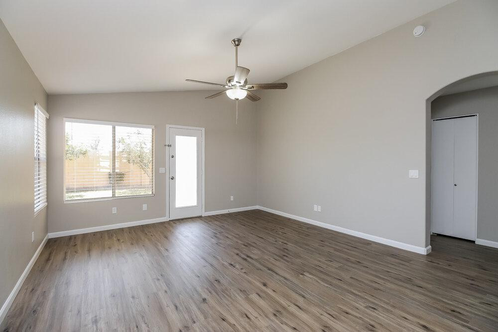 2267 E Arabian Drive