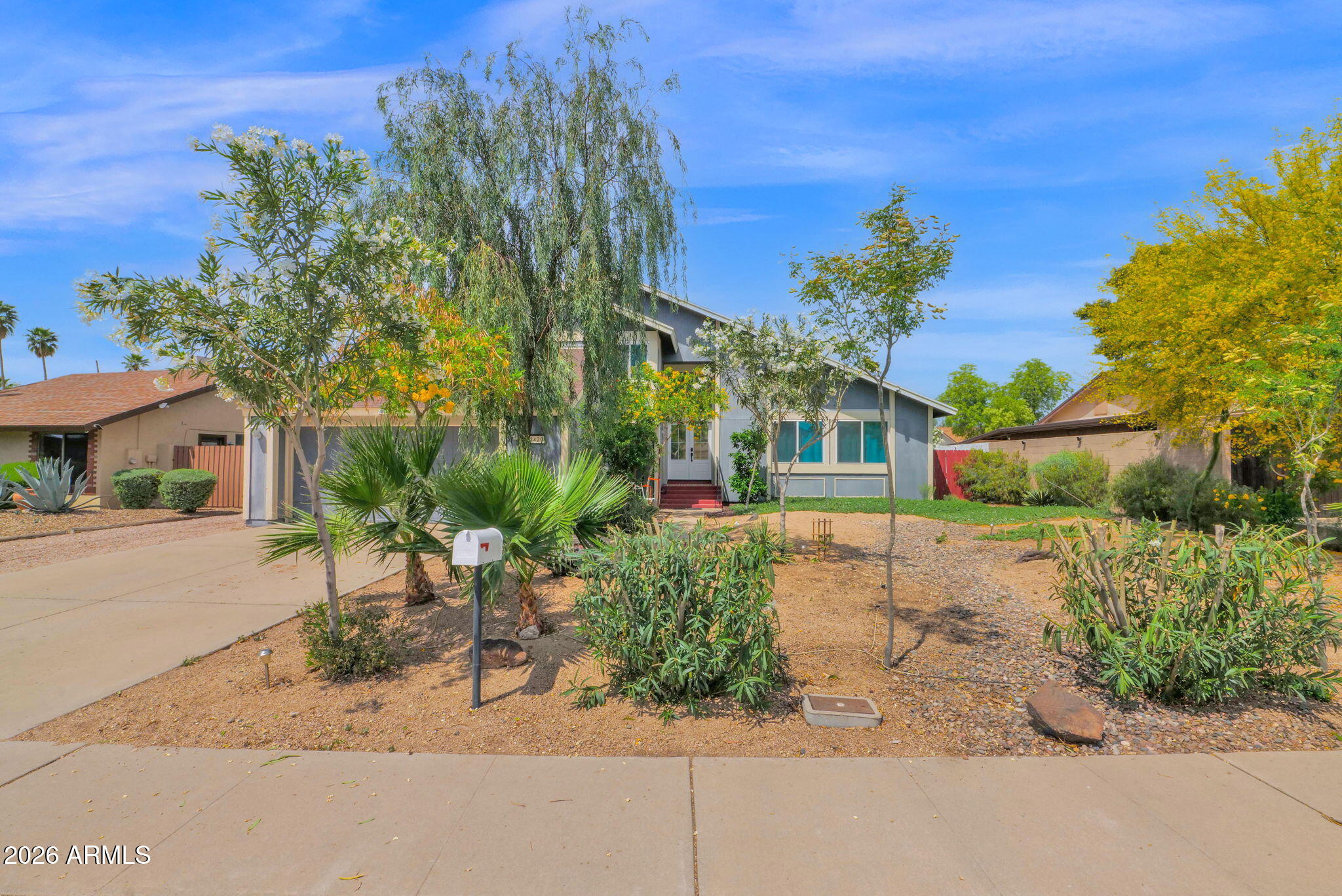 2420 W MANDALAY Lane