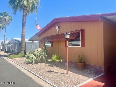 Photo of 2605 S Tomahawk Road #170, Apache Junction, AZ 85119 (MLS # 7013111)