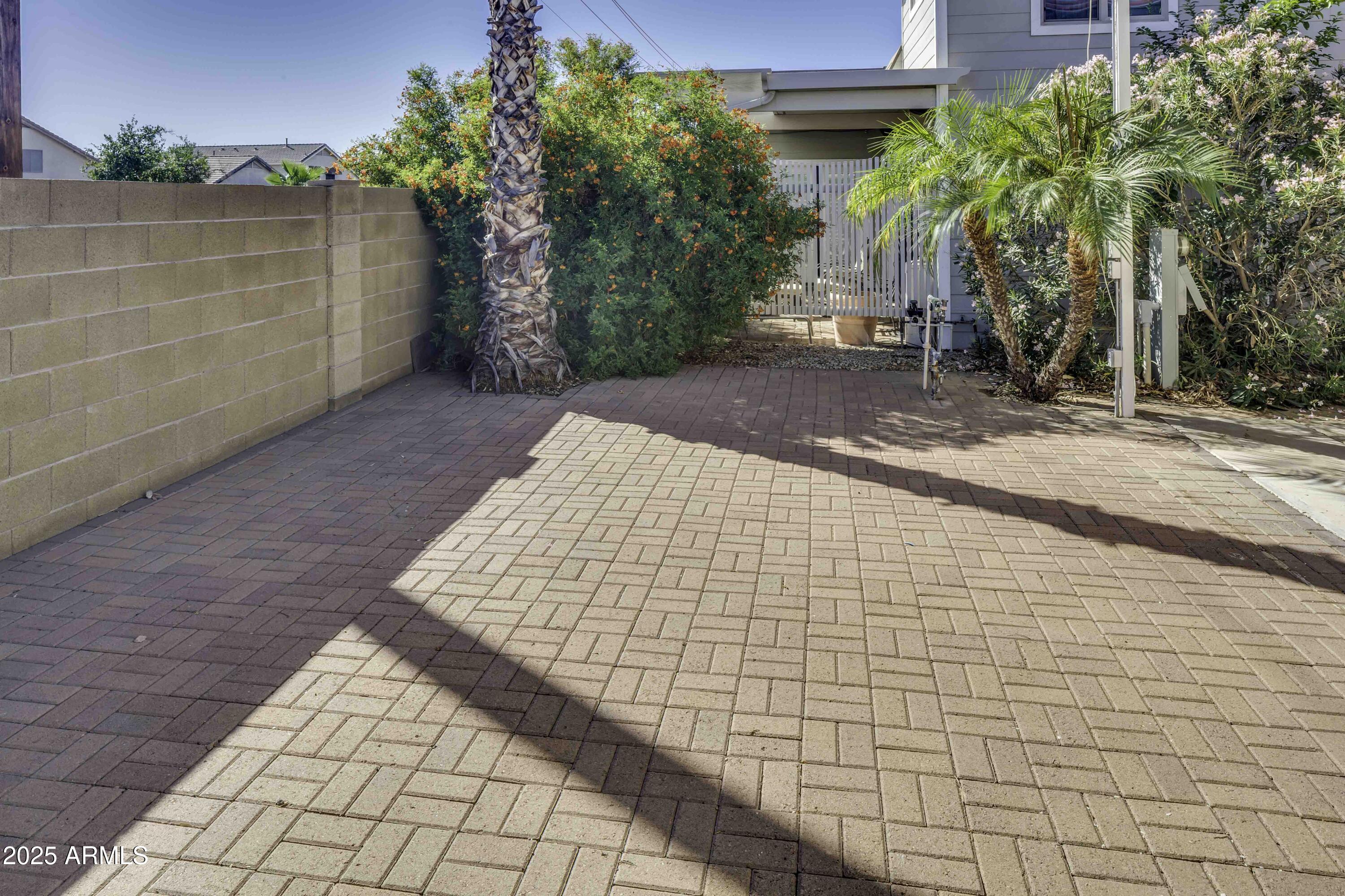 17200 W BELL Road 1425