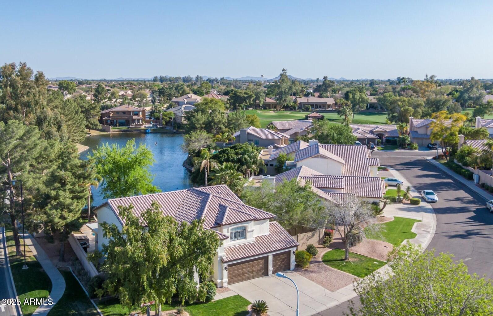 3201 S HORIZON Place