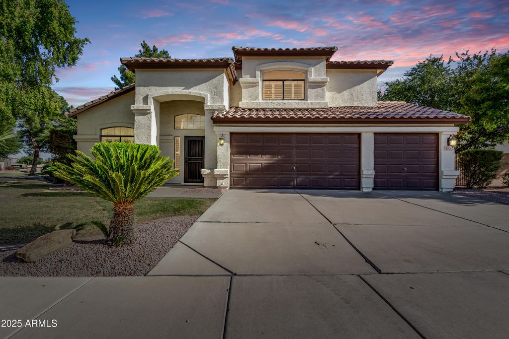 Photo of 3201 S Horizon Place, Chandler, AZ 85248 (MLS # 7002245)