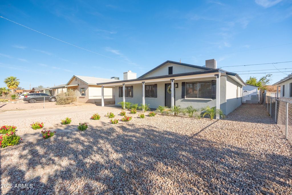 Photo of 1135 E 4th Street, Casa Grande, AZ 85122 (MLS # 6872977)