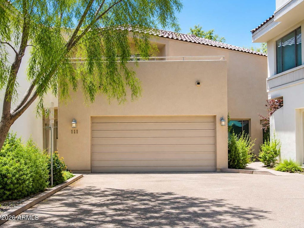 Photo of 6510 S Hazelton Lane #111, Tempe, AZ 85283 (MLS # 7070370)