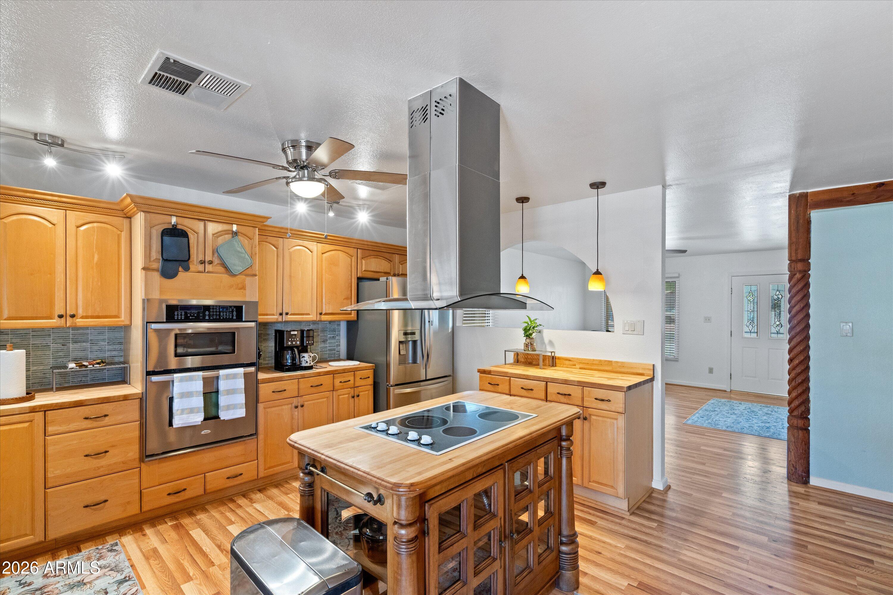 CLEARVIEW 8 - Residential