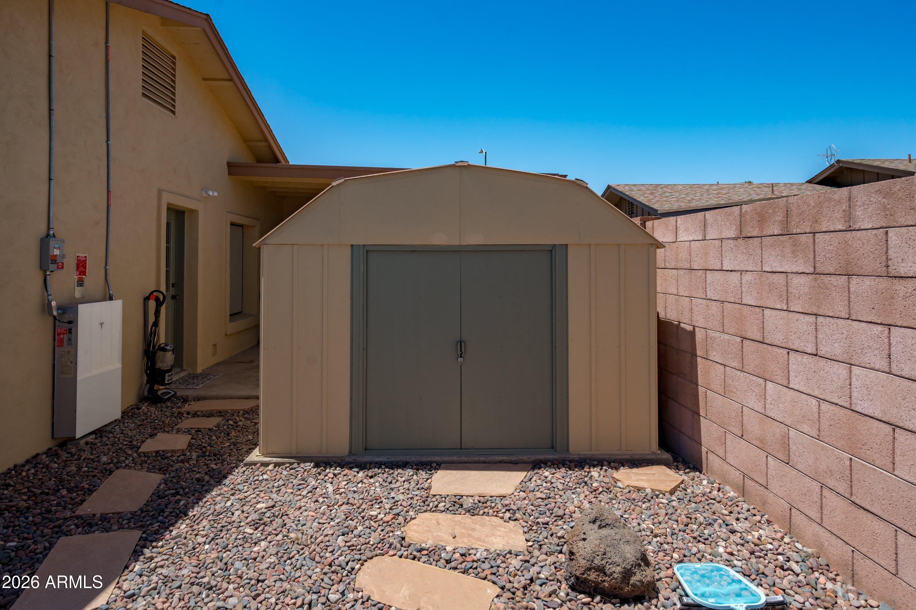 CLEARVIEW 8 - Residential