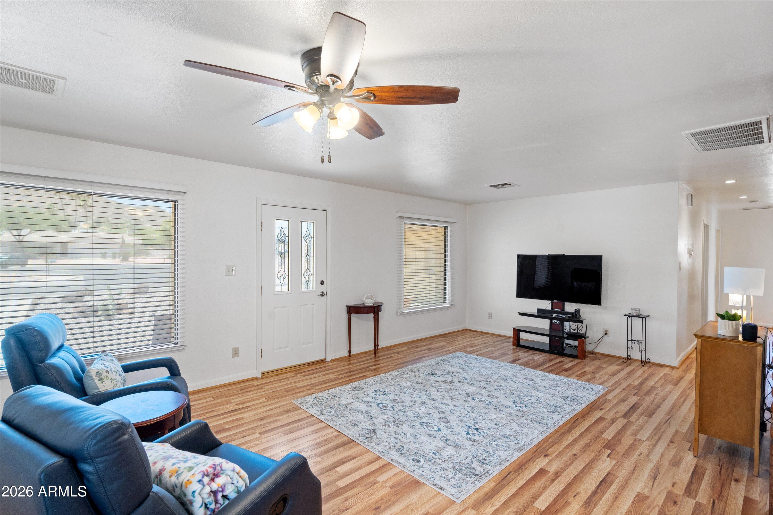 CLEARVIEW 8 - Residential