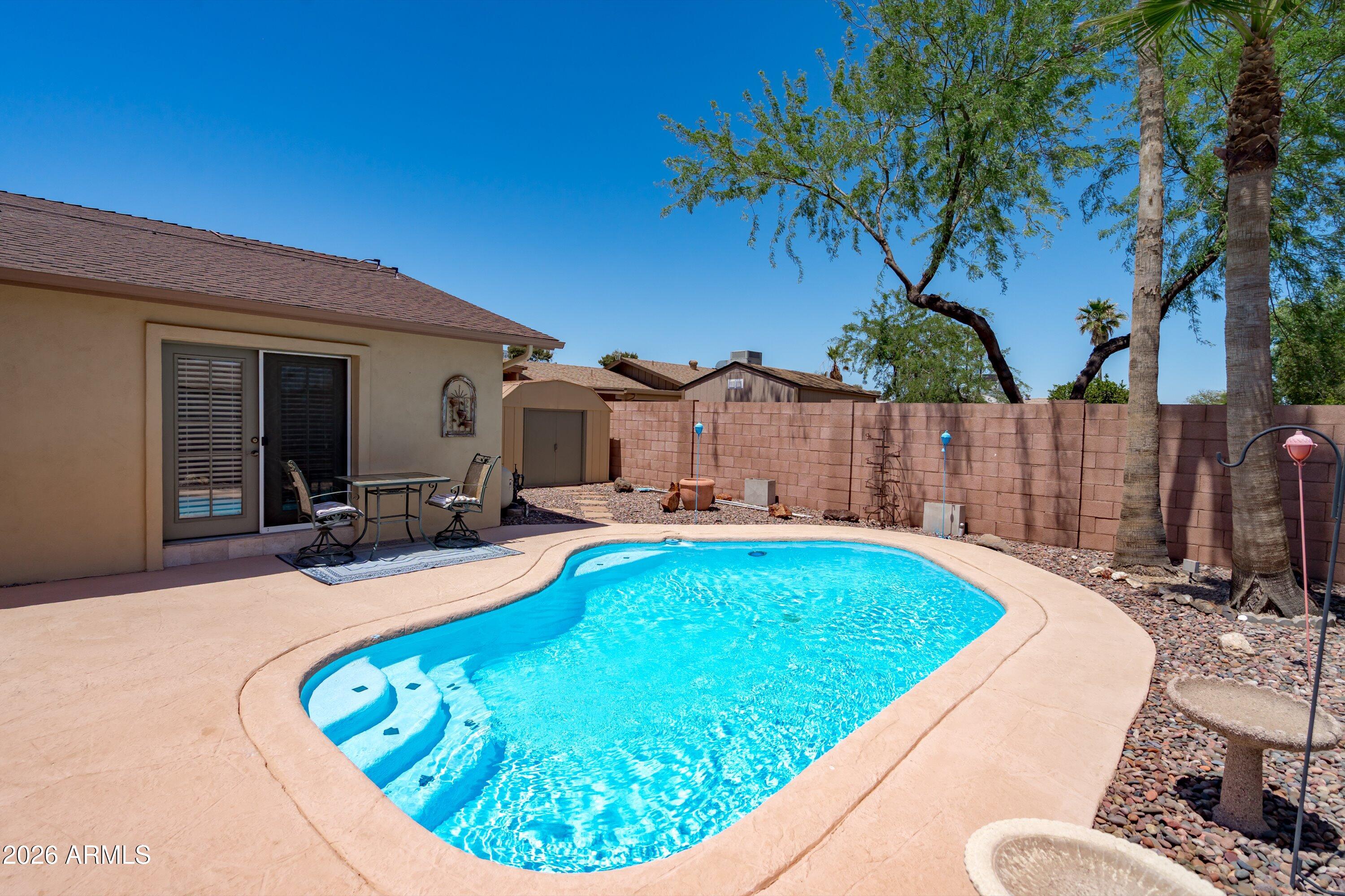 CLEARVIEW 8 - Residential