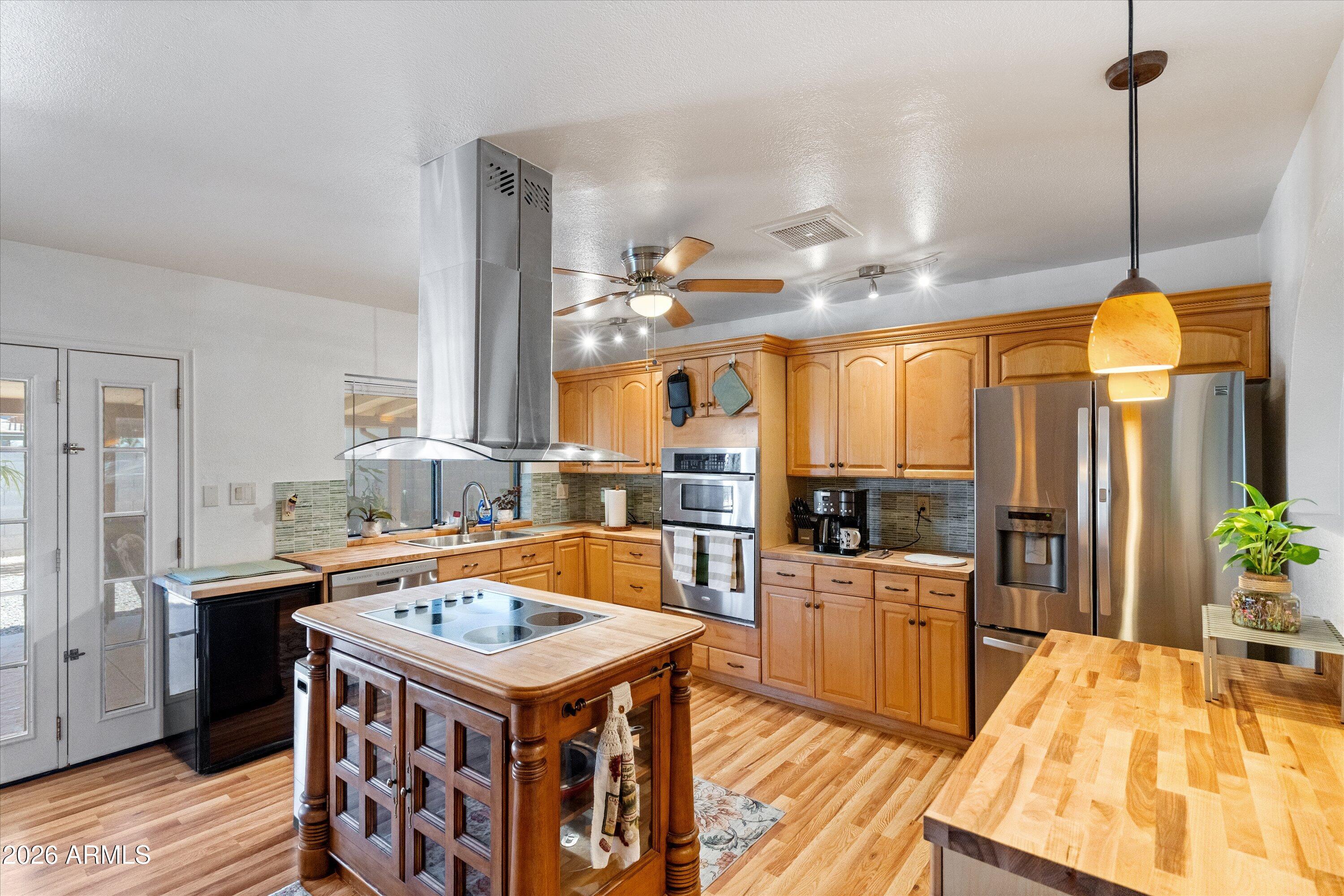 CLEARVIEW 8 - Residential